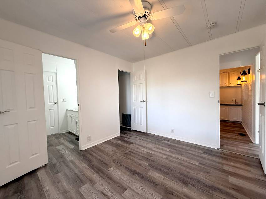 24 Date Ave a Bradenton, FL Mobile or Manufactured Home for Sale